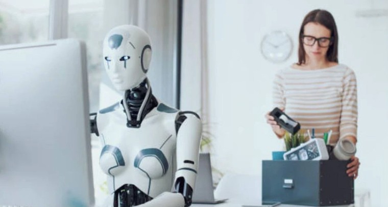 భారత్‌లో AI విప్లవం.. ఉద్యోగాలపై ముంచుకొస్తున్న ముప్పు

