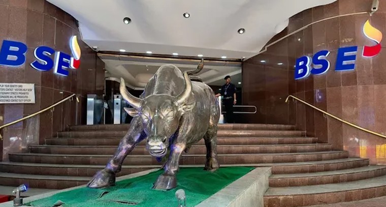 భారీ లాభాల్లో ప్రారంభమైన స్టాక్ మార్కెట్లు

