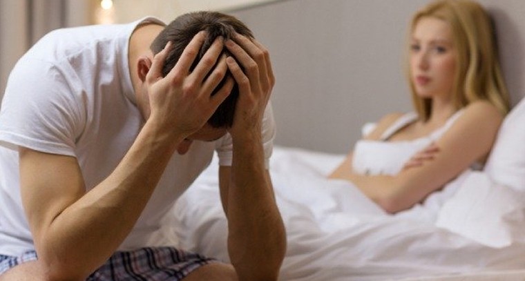 పురుషుల్లో ఈ లక్షణాలు కనిపిస్తే ఆ లోపం ఉన్నట్టే..!

