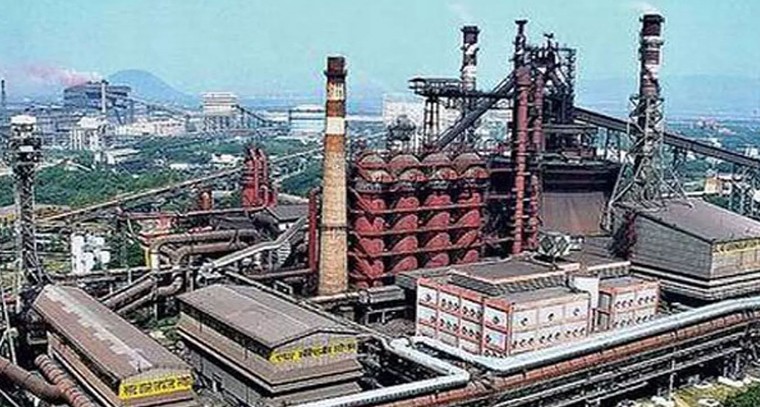 కాణిపాకంలో భక్తుల రద్దీ