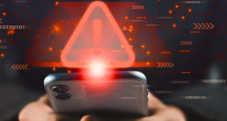 ఐఫోన్ వినియోగదారులకు అలర్ట్.. వెంటనే మీ ఫోన్‌ను అప్‌డేట్ చేసుకోండి

