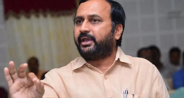 మహిషాసురమర్దినిగా అమ్మవారు