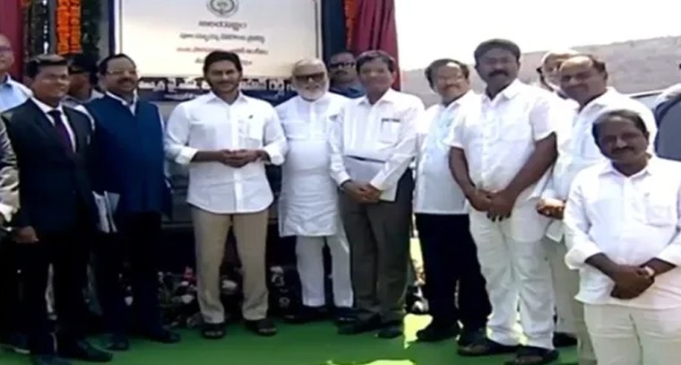 సెమీస్‌లో నేడు భారత్-ఇంగ్లాండ్ పోరు
