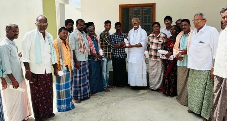 విశేష అలంకరణలో భక్తులకు దర్శనమిచ్చిన స్వామివారు