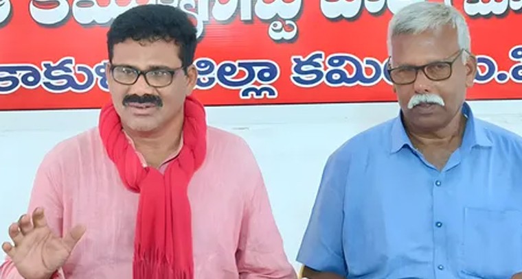 సీఎం చంద్రబాబు హామీలు అమలు చేయాలి: సిపిఎం


