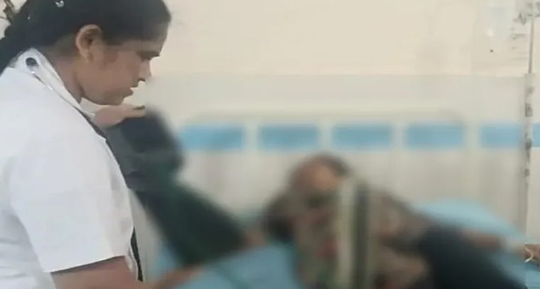 టాస్ నెగ్గి బౌలింగ్ ఎంచుకున్న ఆర్సీబీ

