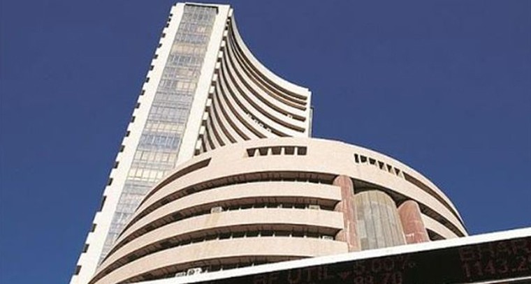 లాభాలతో ముగిసిన స్టాక్ మార్కెట్లు