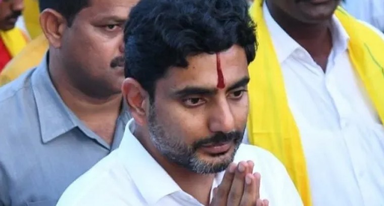 కీళ్ల నొప్పులు బాధిస్తున్నాయా.. అయితే ఇవి తినండి