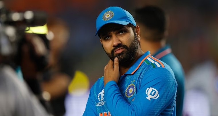 రోహిత్ ఫాన్స్ కు  బిగ్ షాక్.. టీ20లకు పూర్తిగా దూరం?

