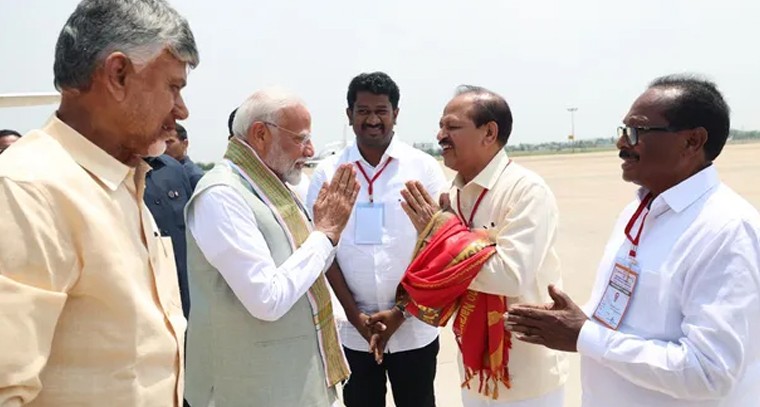 శ్రీవారి సర్వదర్శనానికి 8 గంటల సమయం

