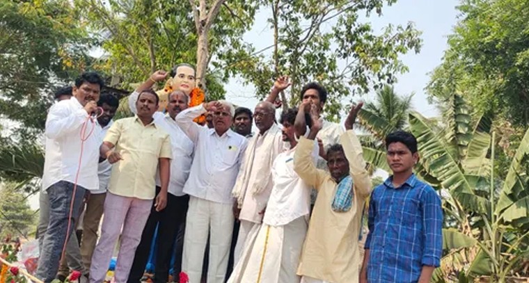 విరాట్ కోహ్లీపై ఫేక్ ఫీల్డింగ్ ఆరోపణలు