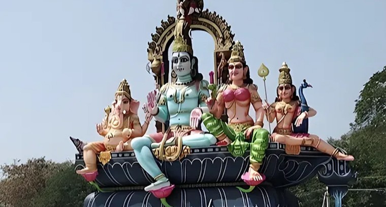 పర్యాటకులకు ఆకర్షణీయంగా ఉన్న 