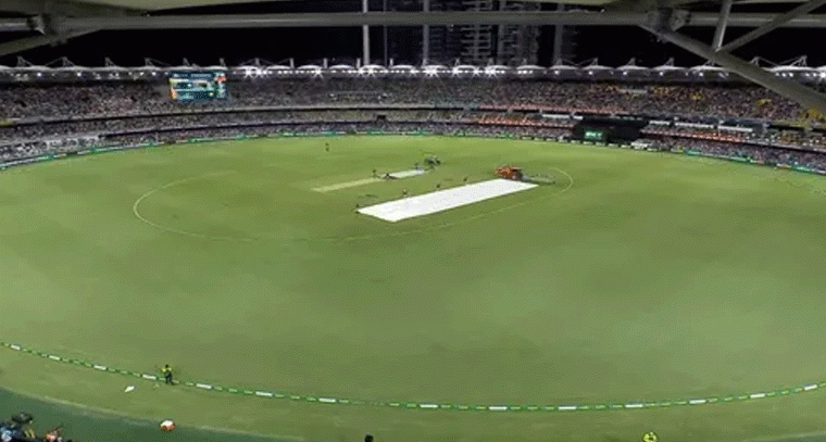 AUS vs IND: వర్షం ఆటంకం.. ఆగిన మ్యాచ్