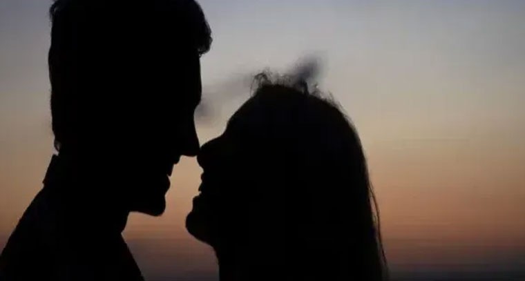 బంధాన్ని బలపరిచేందుకు 2-2-2 రూల్: నిపుణులు