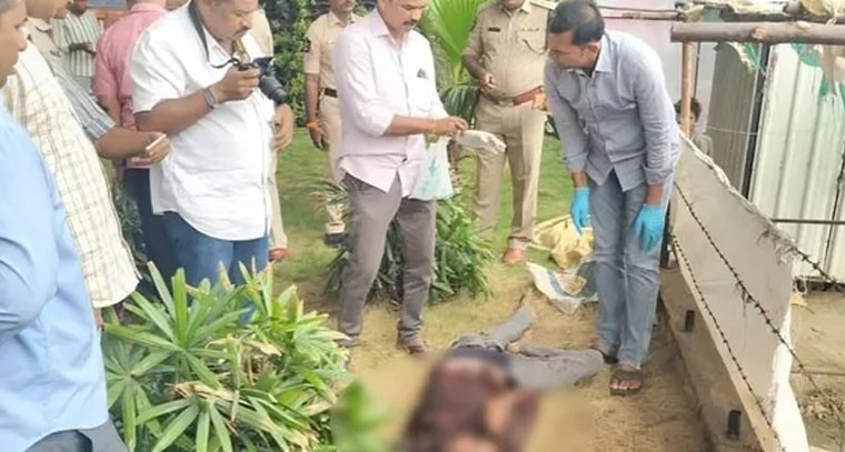 బండరాయితో కొట్టి వ్యక్తి దారుణ హత్య