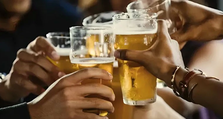 ఖాళీ కడుపుతో మద్యం తాగుతున్నారా?