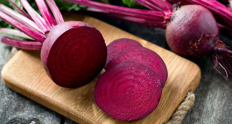 బీట్‌రూట్ పచ్చిదా, ఉడికించినదా? ఆరోగ్యానికి ఏది మేలు?