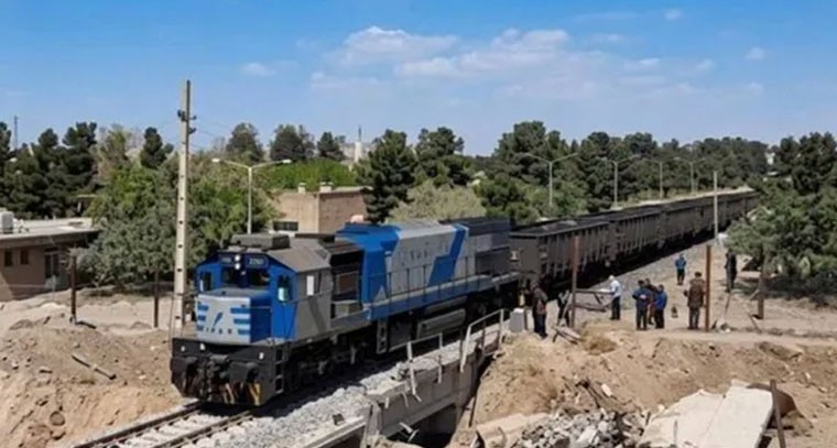 ఇరాన్ వంతెనపై మళ్ళీ రైళ్లు పరుగులు