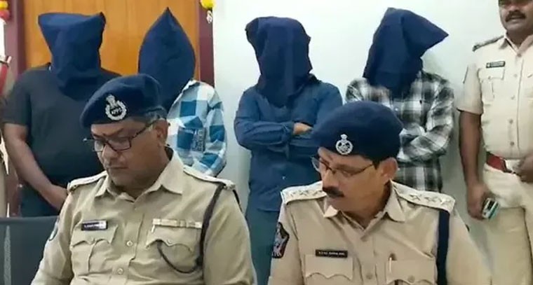 విజయవాడలో కారు బీభత్సం కేసు.. రౌడీషీటర్లు అరెస్ట్‌