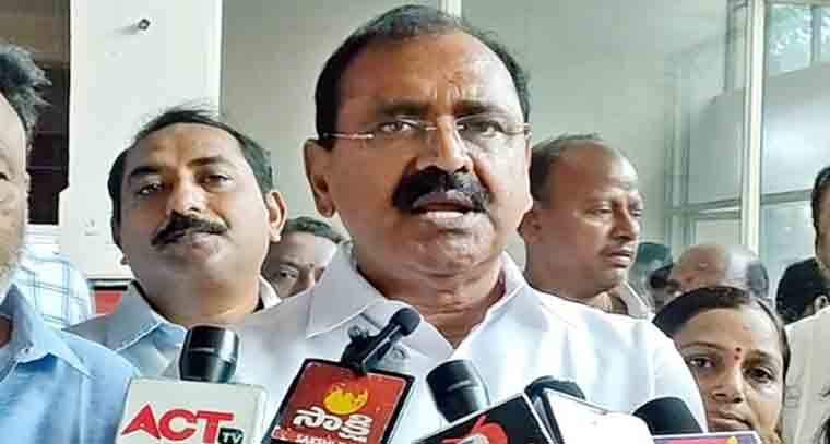 శ్రీవారి ప్రసాదంపై చంద్రబాబు, పవన్ కళ్యాణ్ వేసిన నిందలకు పరిహారంగా హోమము నిర్వహిస్తున్న వైసీపీ 