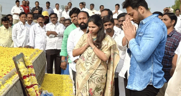 భూమా నాగిరెడ్డి 62వ జయంతి.. నివాళులు అర్పించిన ఎమ్మెల్యే అఖిలప్రియ