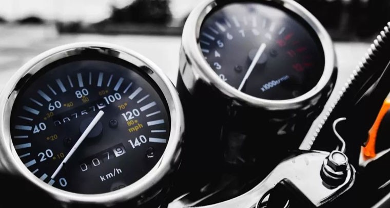 మీ బైక్ మైలేజ్ పెరగాలంటే ఇలా చేయండి..