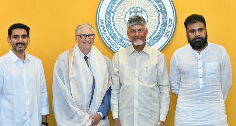 డ్రోన్లు, ఏఐ టెక్నాలజీతో సాగు విధానాలు పరిశీలించిన  బిల్ గేట్స్