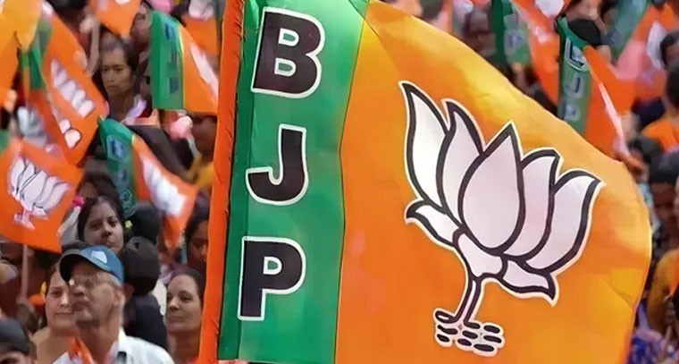 రెండు రాష్ట్రాల్లో దూసుకెళ్తోన్న బీజేపీ