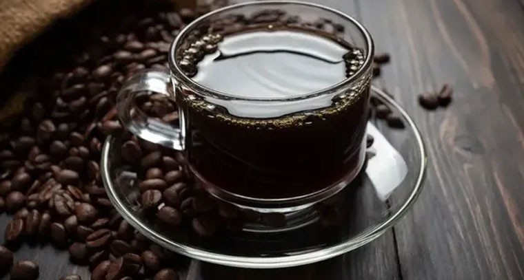 బ్లాక్ కాఫీ అతిగా తాగితే ఈ సమస్యలు తప్పవు!
