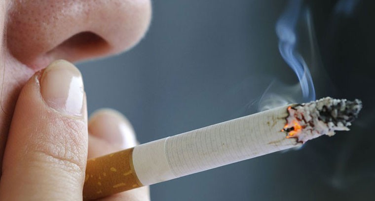 చిన్న వయసులో ధూమపానం.. స్ట్రోక్ ప్రమాదం 80% అధికం!