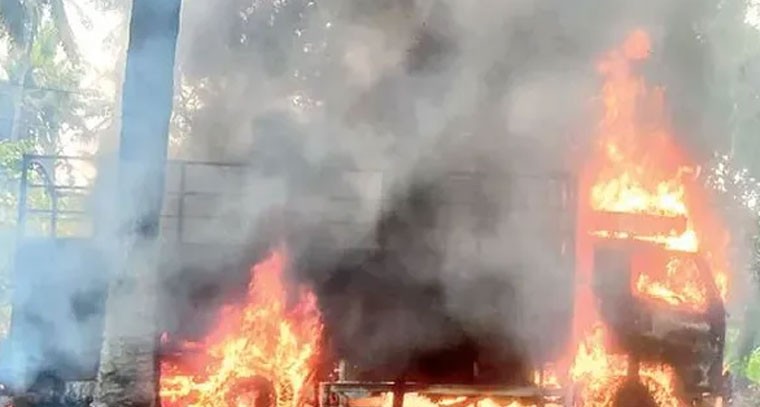 వెంటాడిన విధి.. మంటల్లో దివ్యాంగుడు సజీవదహనం