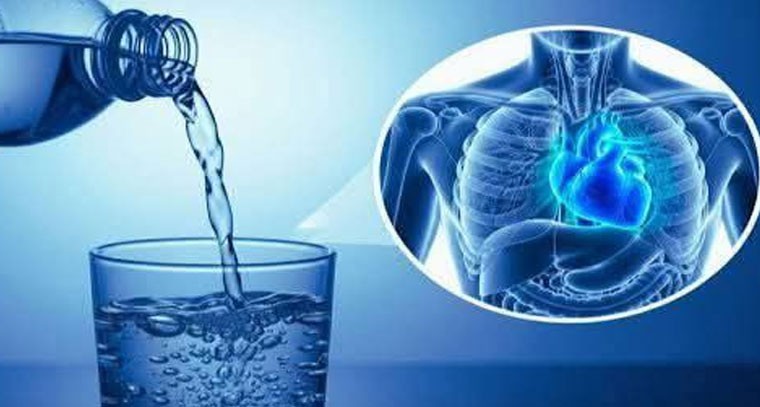 రాత్రి పడుకోబోయే ముందు ఒక గ్లాస్ నీళ్లు తాగి పడుకుంటే