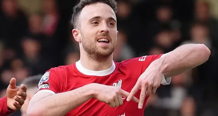 కారు ప్రమాదంలో ఫుట్‌బాల్ క్రీడాకారుడు మృతి