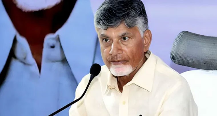 మనం పీల్చే గాలి స్వచ్ఛంగా ఉండాలి: చంద్రబాబు