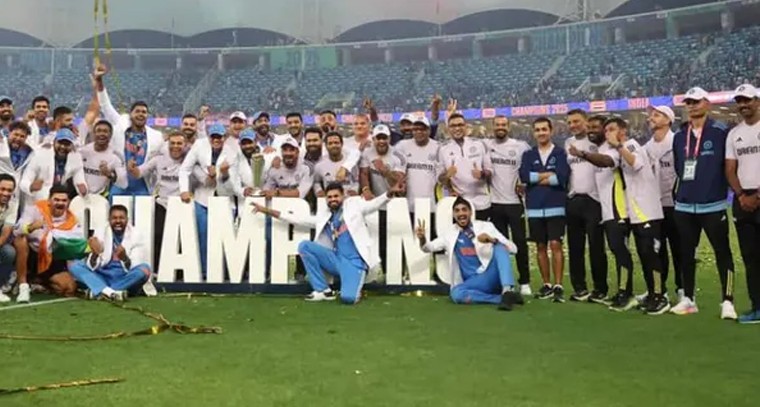 ఛాంపియన్స్ ట్రోఫీ విజేత భారత్‌కు బీసీసీఐ భారీ నజరానా
