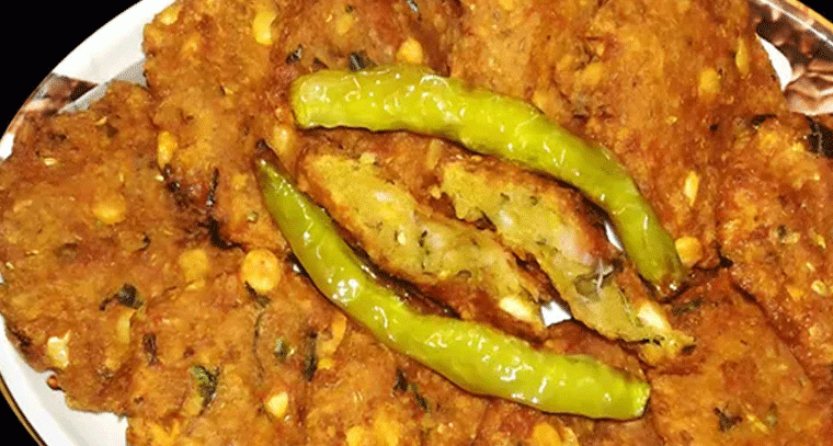 వేడి వేడి చికెన్ వడలు ఇలా చేసుకోండి!