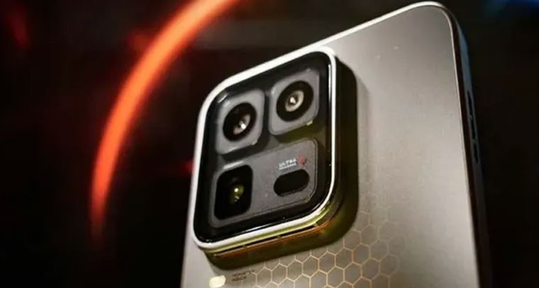 ఫిబ్రవరి 4న iQOO 15 Ultra లాంచ్.. ఫీచర్లు ఇవే!