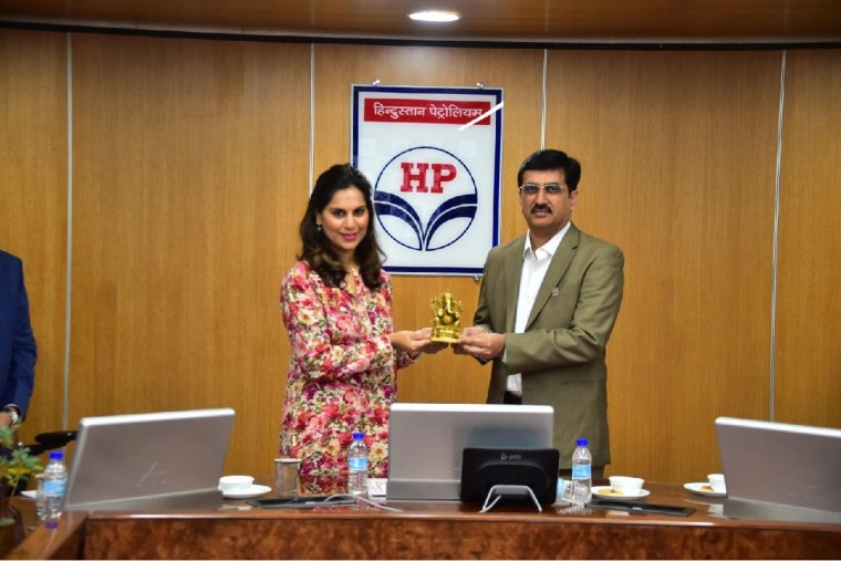 కార్పొరేట్ ఆరోగ్యానికి ఉపాసన కామినేని కొణిదెల మరియు రామ్ చరణ్ గేమ్-చేంజింగ్ అప్రోచ్: వెల్‌నెస్‌లో కొత్త ఆరంభాలు