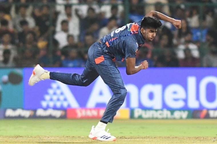 మయాంక్ యాదవ్ ప్రదర్శన చేయాలనే ఆకలితో ఉంది' అని కోచ్ దేవేందర్ శర్మ చెప్పాడు