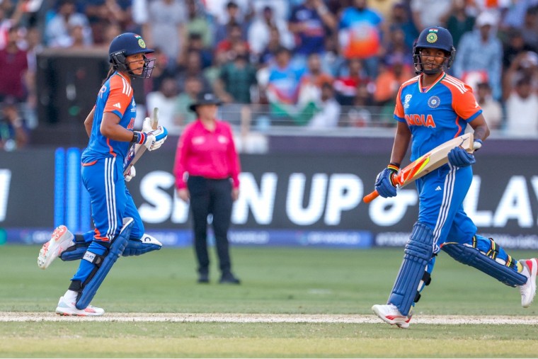 మహిళల T20 WC: పాకిస్థాన్‌పై భారత్ ఆరు వికెట్ల తేడాతో విజయం సాధించింది