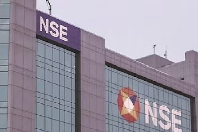 NSE బ్యాంక్ నిఫ్టీతో సహా మూడు వీక్లీ ఆప్షన్స్ కాంట్రాక్టులను నిలిపివేయనుంది