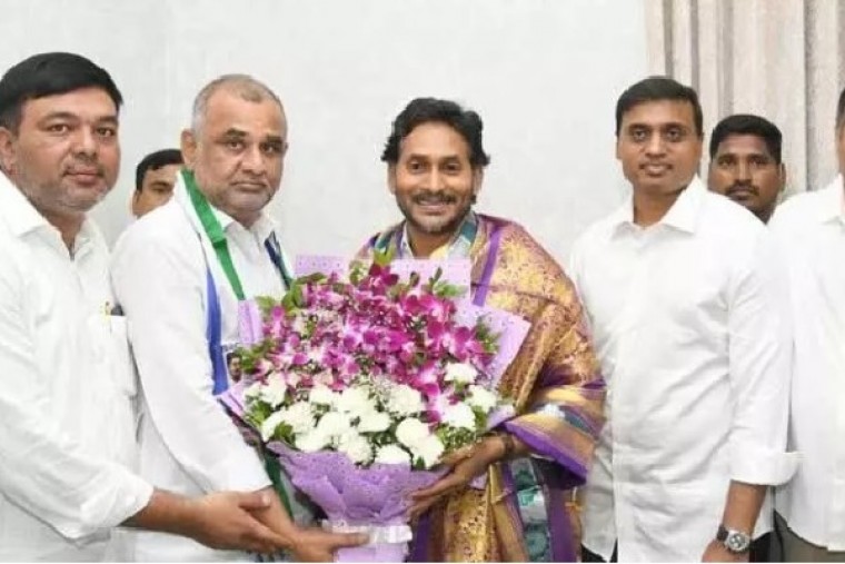 వైసీపీలోకి చేరిన టీడీపీ నేత సుగవాసి సుబ్రహ్మణ్యం