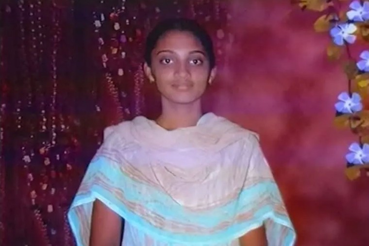 ఆయేషా మీరా అస్థికలను తల్లిదండ్రులకు అప్పగించనున్న సీబీఐ