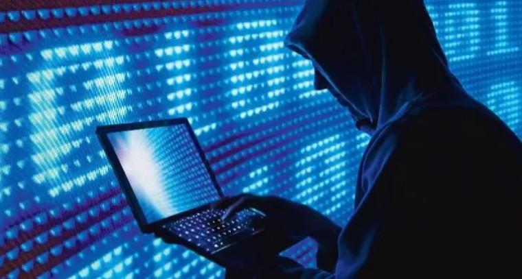 'ఈ రెండు యాప్స్ వెంటనే డిలీట్ చేయండి'
