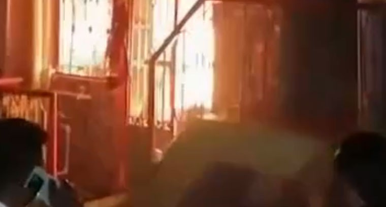 పేలిన గీజర్ సిలిండర్.. ఇద్దరు చిన్నారులతో సహా 8మందికి తీవ్రగాయాలు