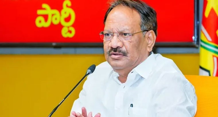 ఎమ్మెల్సీ అనంత బాబును సస్పెండ్ చేయాలి
