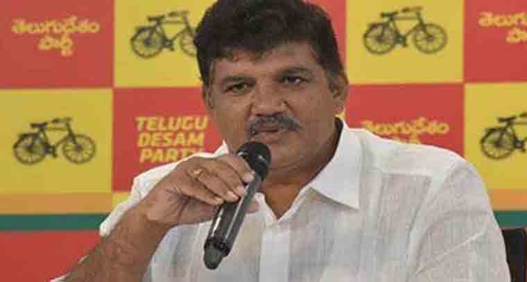 ధూళిపాళ్ల నరేంద్ర తల్లి ఇంట్లో భారీ చోరీ 
