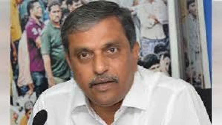 కూటమి ప్రభుత్వం కక్షసాధింపులు, తప్పుడు కేసులతో వేధిస్తోందని ఆరోపణ