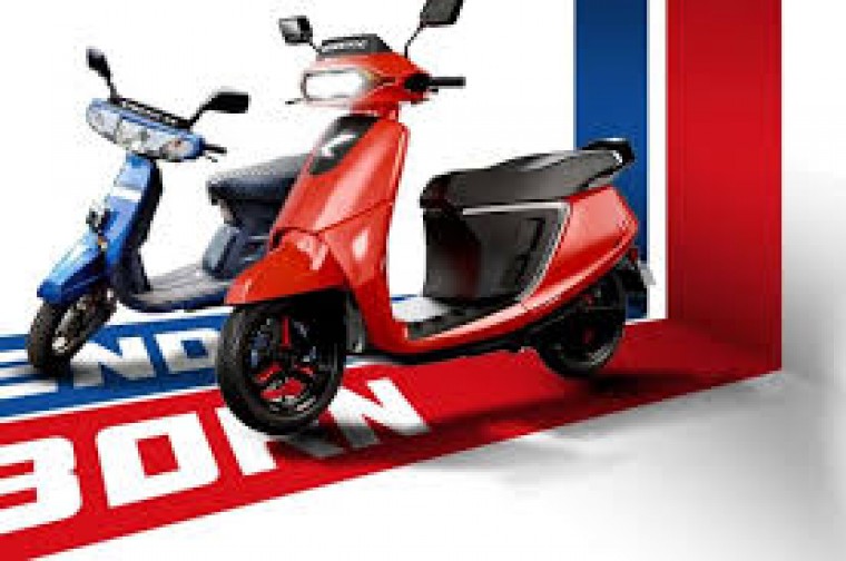 80, 90వ దశకాల్లో  కైనెటిక్ హోండా హవా తాజాగా డీఎక్స్ మోడల్ తో రీఎంట్రీ