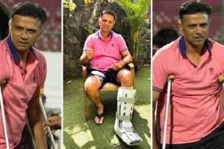 కొడుకుతో కలిసి క్రికెట్ ఆడుతుండగా గాయపడ్డ టీమిండియా మాజీ కోచ్